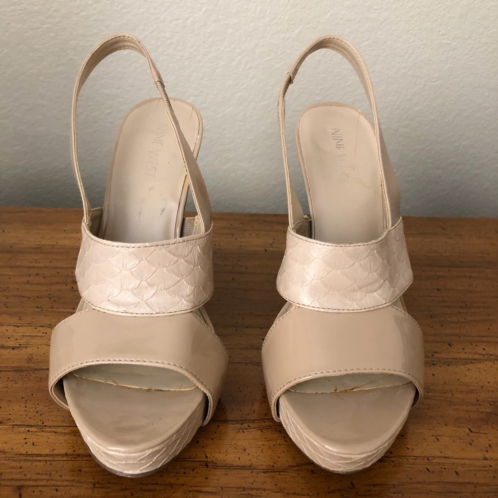 COPY - Sz 7 Nude Nine West platform sandals
